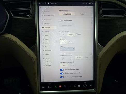Used 2016 Tesla Model X 75D AWD/4WD image 35