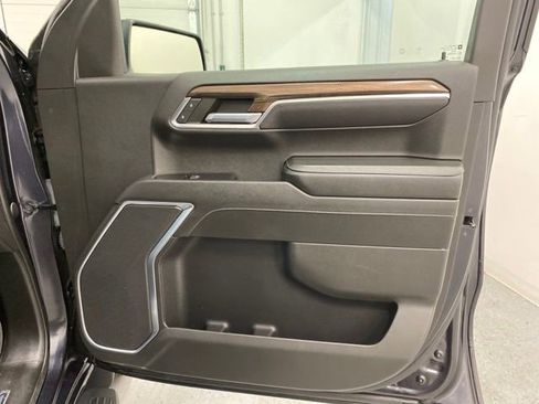 Used 2022 Chevrolet Silverado 1500 RST w/ Z71 Off-Road Package image 32