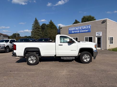 Used 2018 GMC Sierra 2500 4x4 Regular Cab image 1