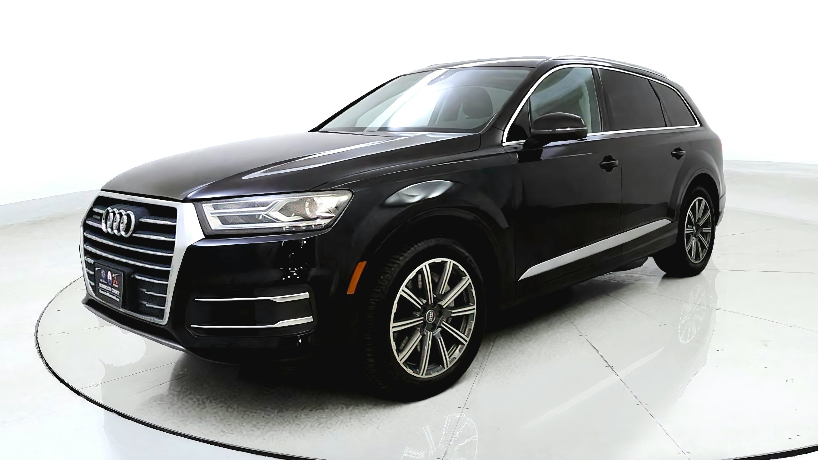 Used 2017 Audi Q7 3.0T Premium Plus AWD/4WD image 3