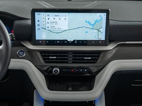 Used 2025 Ford Explorer Platinum w/ Ultimate Package image 25