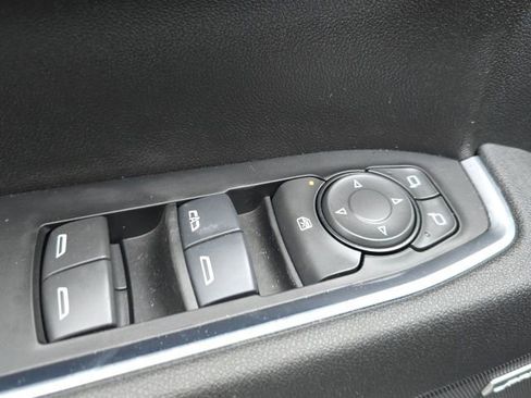 Certified 2025 GMC Sierra 1500 Elevation w/ Preferred Package image 13