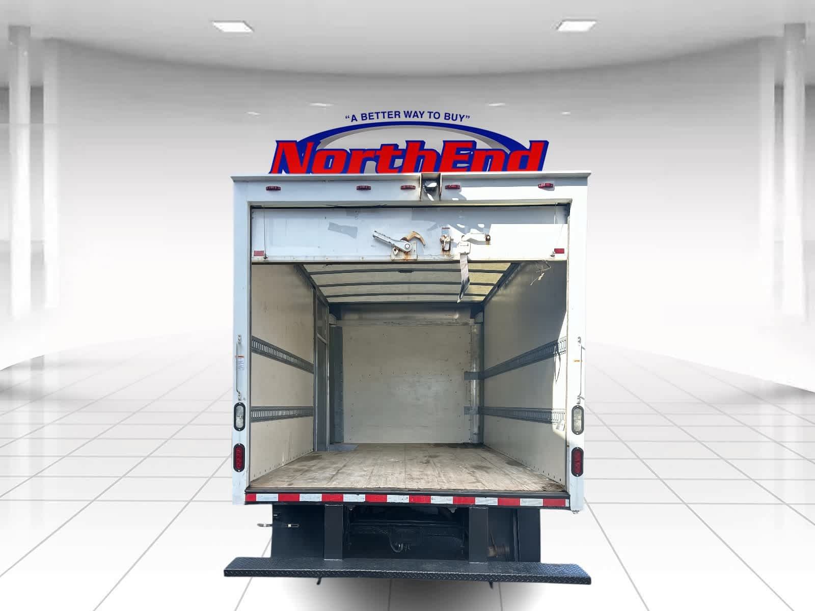 Used 2016 Chevrolet Express 3500 RWD image 15
