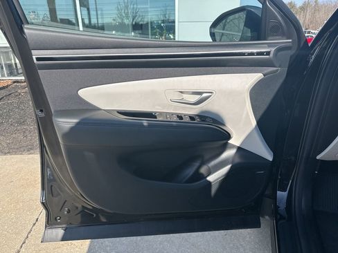 Used 2024 Hyundai Tucson Limited AWD/4WD image 17