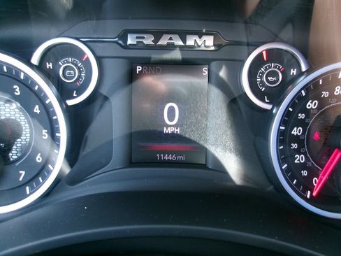 Certified 2026 RAM 2500 Big Horn AWD/4WD image 13