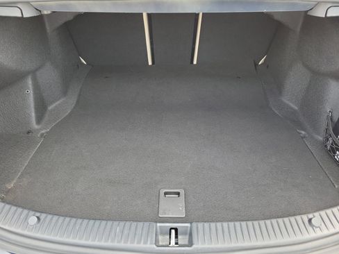 Used 2019 Mercedes-Benz C 300 Sedan w/ Premium Package image 10