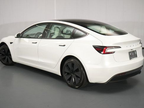 Used 2026 Tesla Model 3 RWD image 17