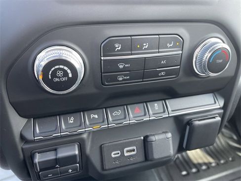 Used 2024 GMC Sierra 2500 Pro w/ 1SA Pro Safety Plus Package image 18