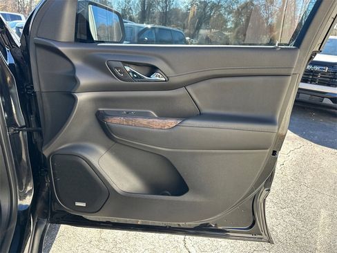 Used 2021 GMC Acadia Denali w/ LPO, Floor Liner Package image 15