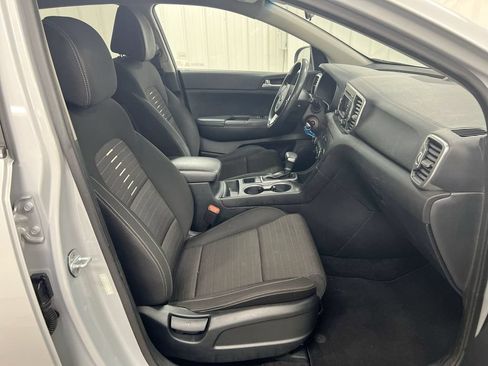 Used 2018 Kia Sportage LX AWD/4WD image 22