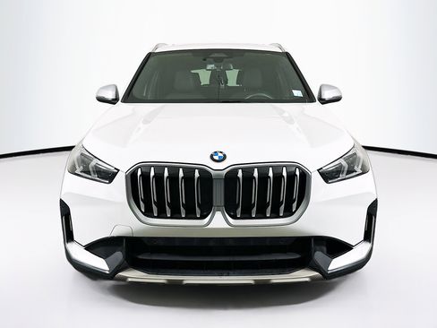 Used 2024 BMW X1 xDrive28i w/ Convenience Package image 2