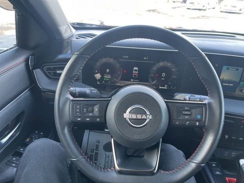 Used 2025 Nissan Kicks SR image 27