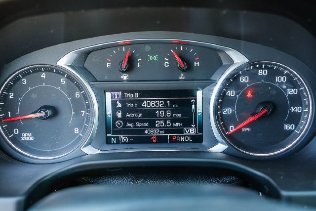 Used 2019 GMC Acadia SLT FWD image 17