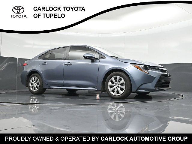 Used 2026 Toyota Corolla LE FWD image 54