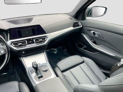 Used 2021 BMW 330i Sedan image 24