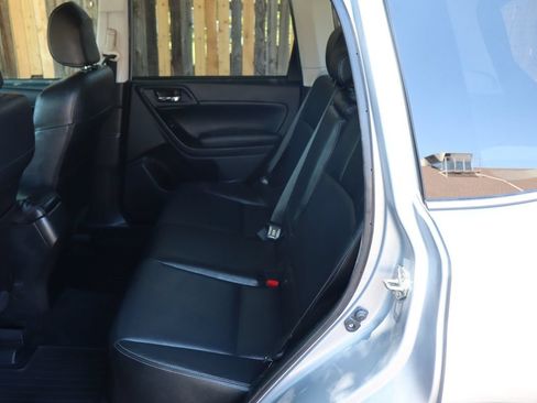 Used 2015 Subaru Forester 2.5i Limited AWD/4WD image 20