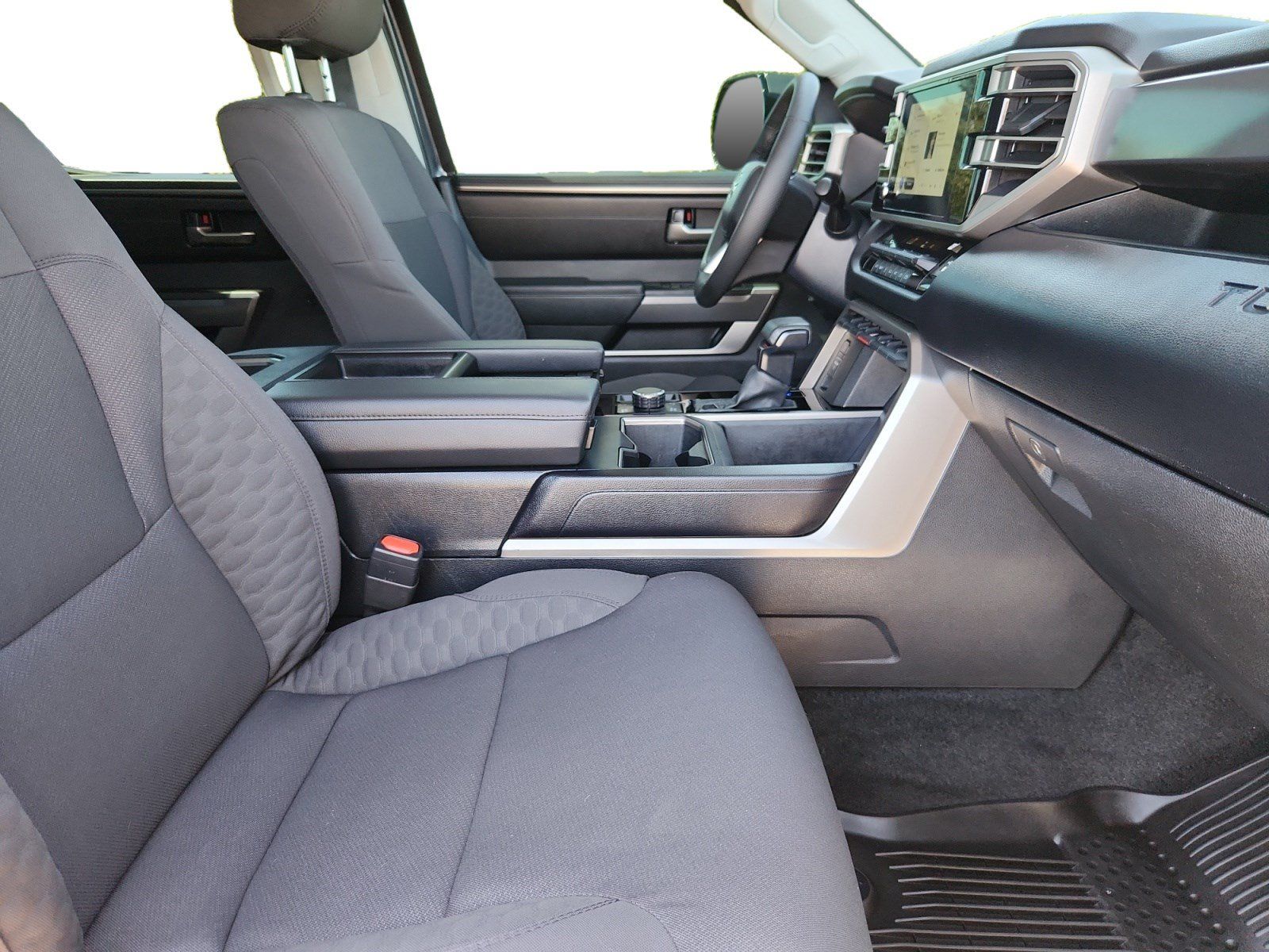 Used 2024 Toyota Tundra SR5 w/ TRD Off-Road Package AWD/4WD image 15
