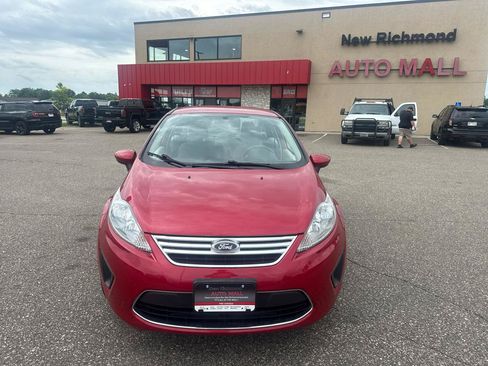 Used 2012 Ford Fiesta SE w/ Winter Pkg FWD image 8