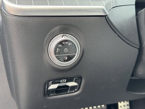 Used 2024 Mercedes-Benz C 300 Sedan image 18