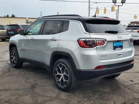 Used 2024 Jeep Compass Limited AWD/4WD image 5