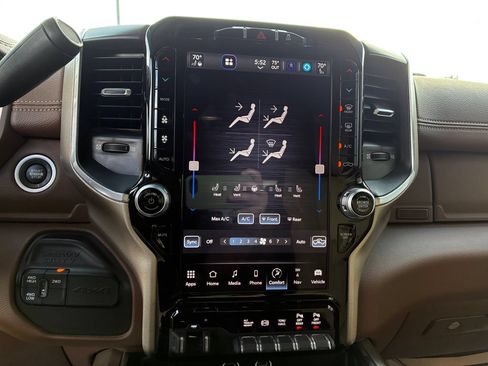 Used 2023 RAM 3500 Laramie AWD/4WD image 16