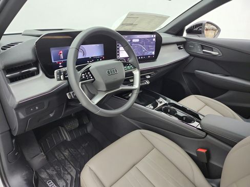 New 2026 Audi Q3 quattro 2.0T AWD/4WD image 10