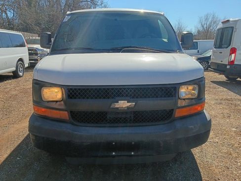 Used 2010 Chevrolet Express 2500 2500 Cargo Extended image 2