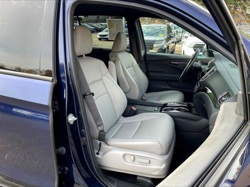 Used 2022 Honda Passport Elite image 11