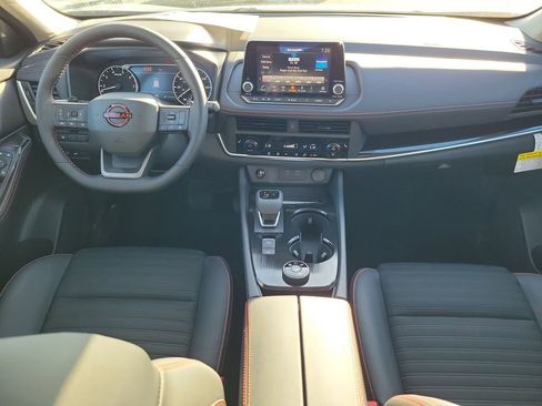 New 2026 Nissan Rogue SV AWD/4WD image 7