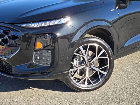 New 2026 Audi Q3 quattro 2.0T image 9