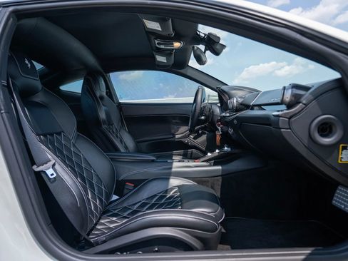 Used 2015 Ferrari F12 Berlinetta RWD image 61