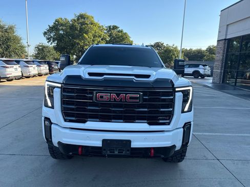 Used 2024 GMC Sierra 2500 AT4 w/ Max Trailering Package AWD/4WD image 2