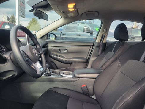 Used 2024 Nissan Sentra SV image 7