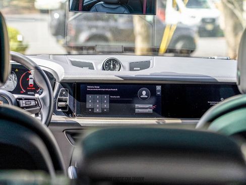 Used 2024 Porsche Cayenne S image 45