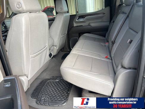 Used 2025 GMC Sierra 1500 SLT image 23