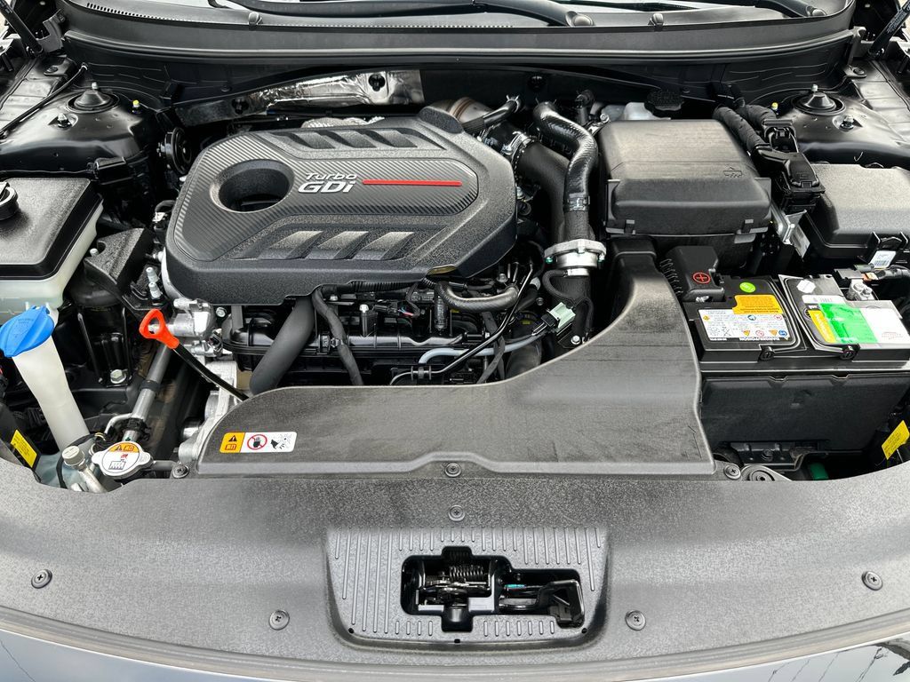Used 2015 Hyundai Sonata Limited 2.0T FWD image 10