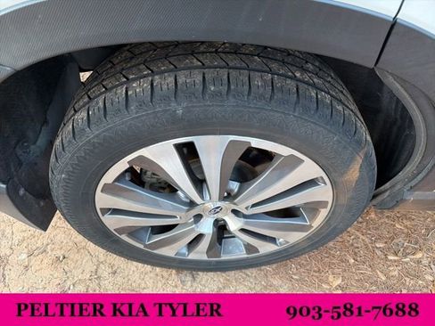 Used 2021 Subaru Ascent Touring w/ Popular Package #2A image 13