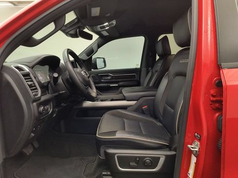 Used 2023 RAM 1500 Laramie AWD/4WD image 5