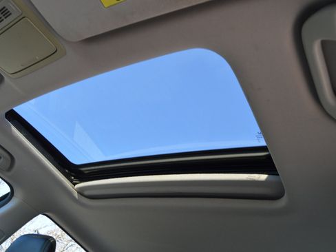 Used 2016 Honda Accord EX-L image 8