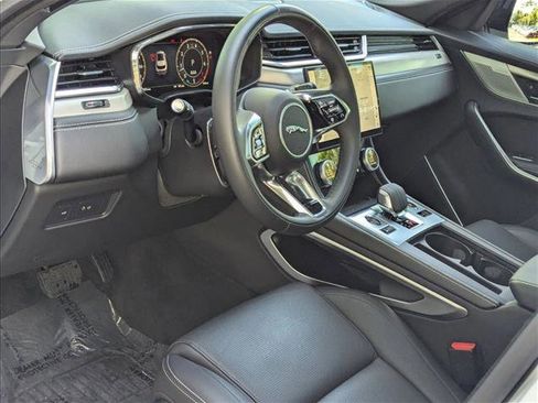 Certified 2026 Jaguar F-PACE R-Dynamic S AWD/4WD image 10