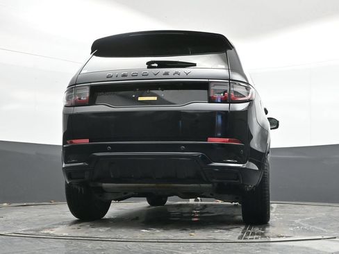 Used 2025 Land Rover Discovery Sport Dynamic SE AWD/4WD image 40