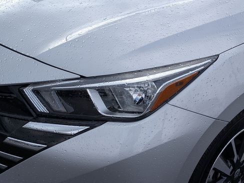 Used 2024 Nissan Versa S w/ S Plus Package image 12