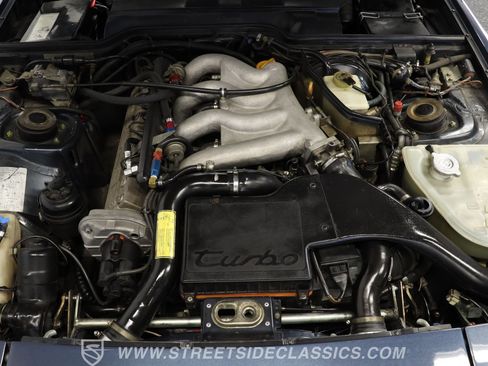 Used 1987 Porsche 944 Turbo image 3