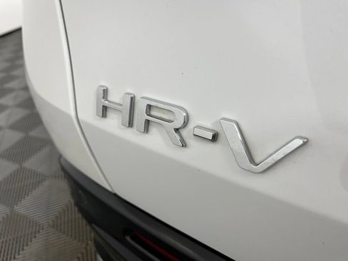 Certified 2025 Honda HR-V EX-L image 5