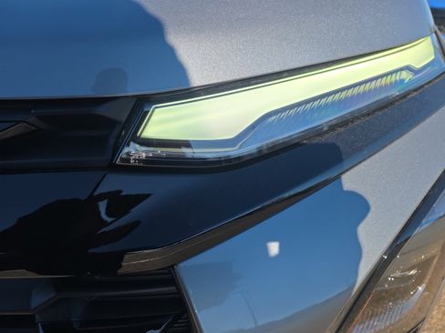 New 2026 Chevrolet Equinox LT w/ Midnight Edition image 9