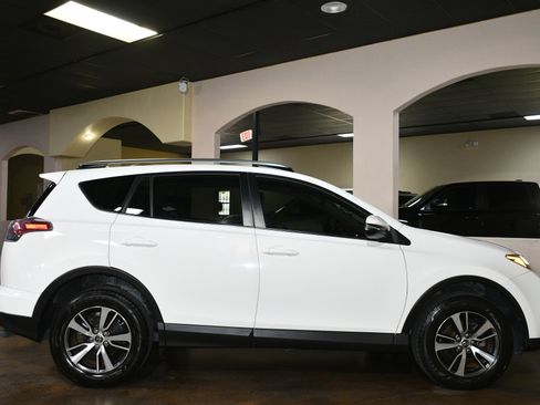 Used 2017 Toyota RAV4 XLE image 52