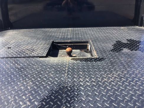 Used 2022 RAM 3500 Tradesman w/ Chrome Appearance Group image 16