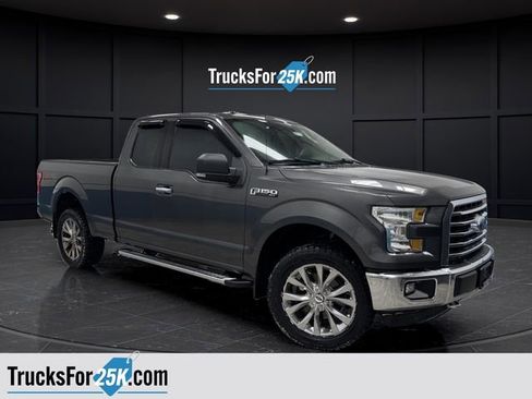 Used 2015 Ford F150 XLT w/ Equipment Group 302A Luxury image 39