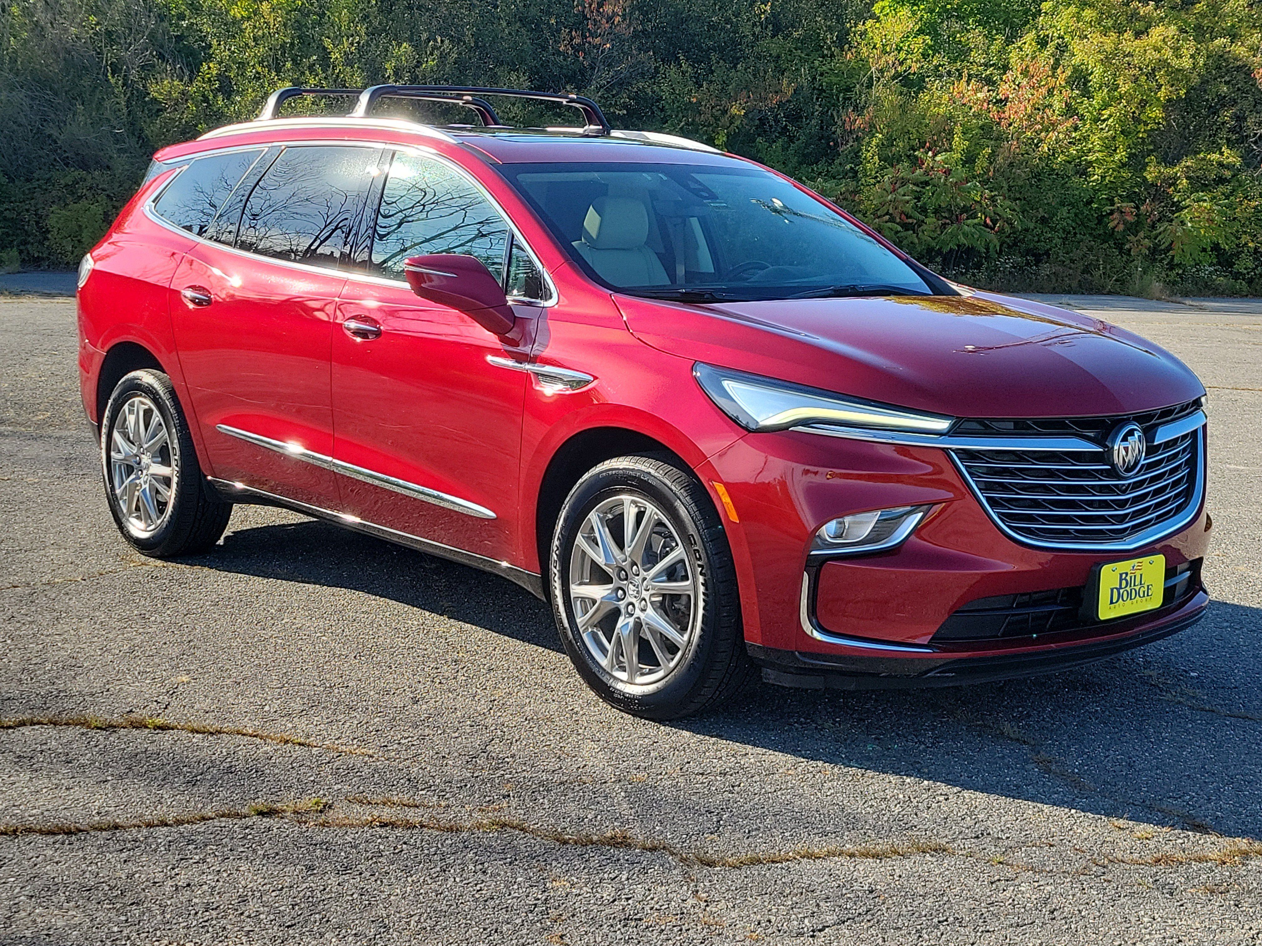 Used 2023 Buick Enclave Premium w/ Experience Buick Package AWD/4WD image 3