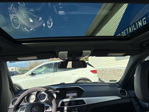 Used 2014 Mercedes-Benz C 300 4MATIC Sedan image 27